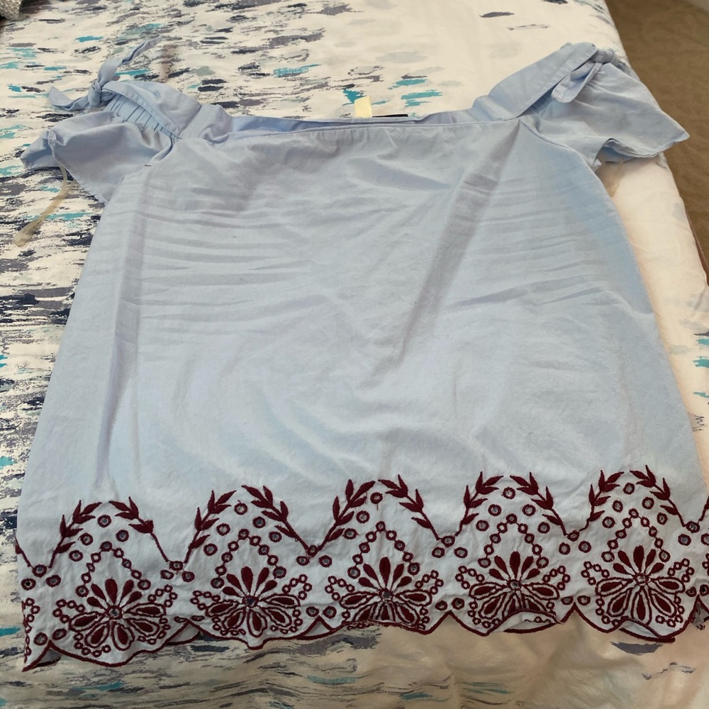 New off the shoulder top